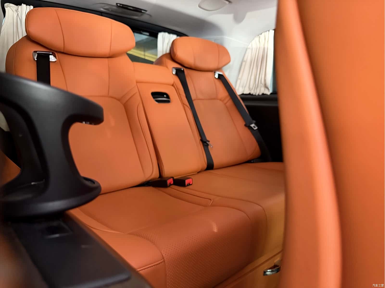 Mercedes-Benz V-Class, 2023 9