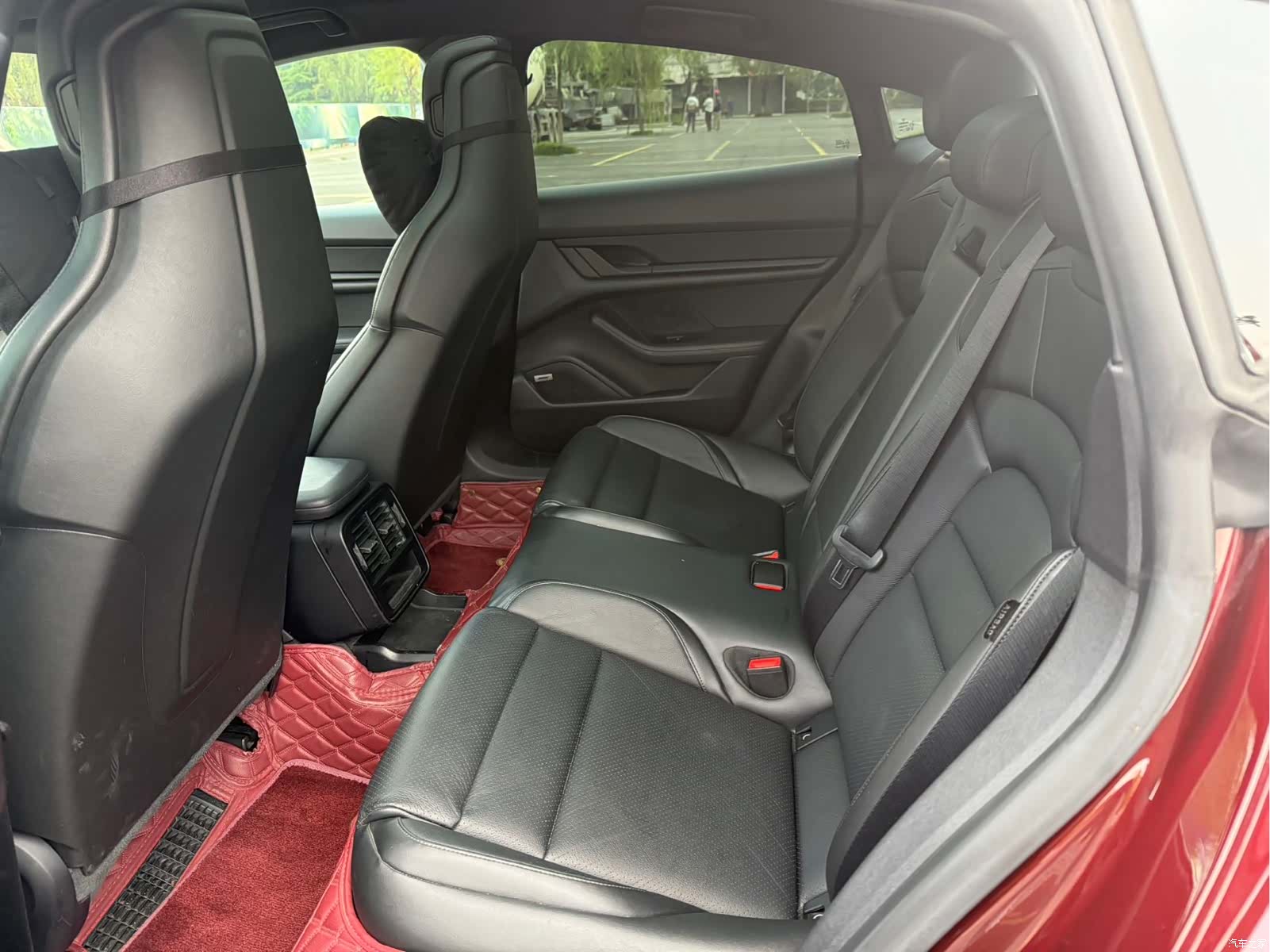 Porsche Taycan, 2021 16
