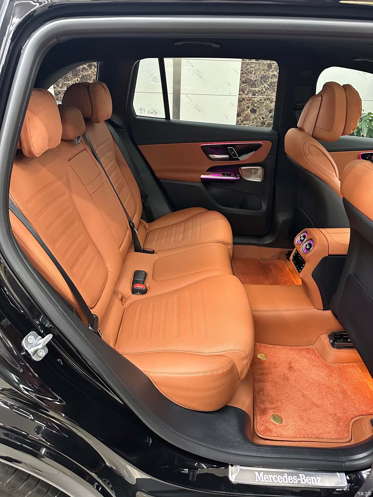 Mercedes-Benz GLC, 2026 13