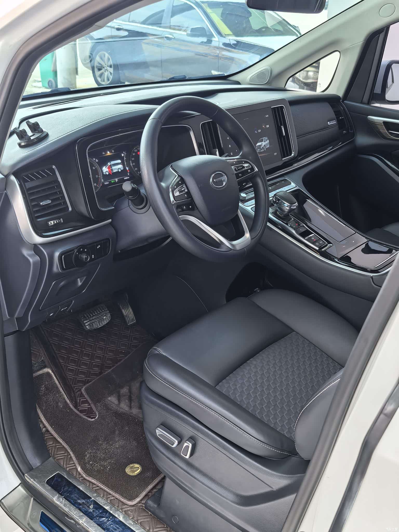 Trumpchi M8, 2023 7