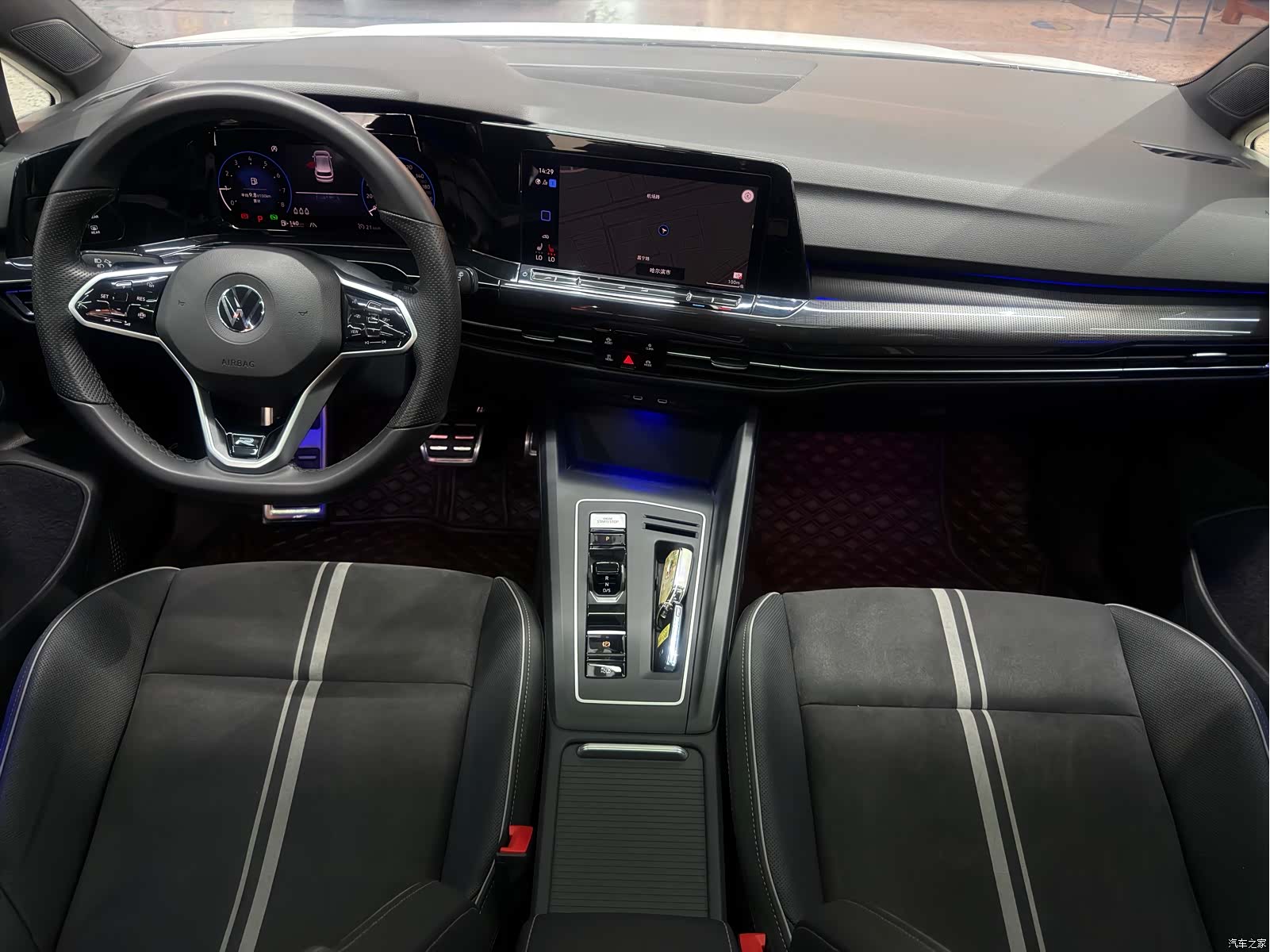 Volkswagen Golf, 2023 7