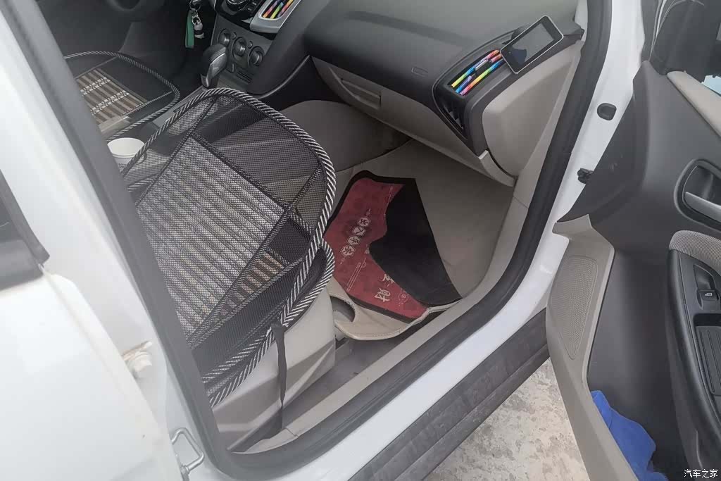 Ford Focus, 2014 8