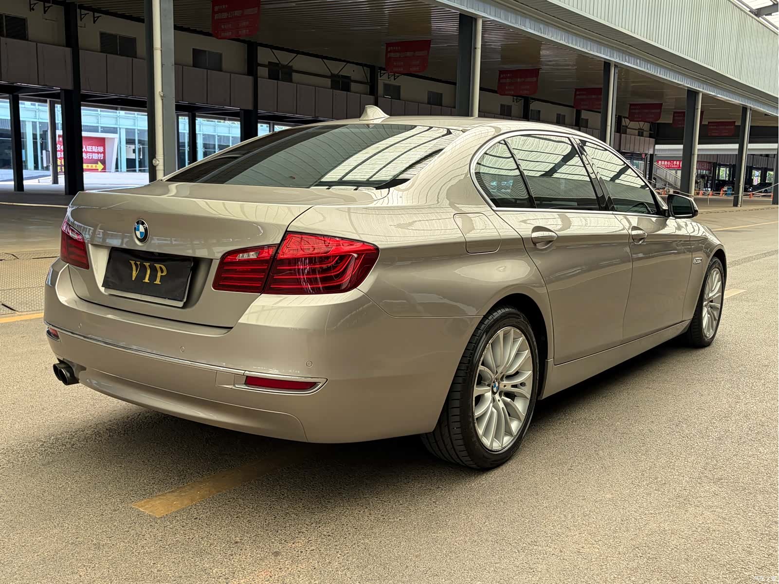 BMW 5 Series, 2016 6