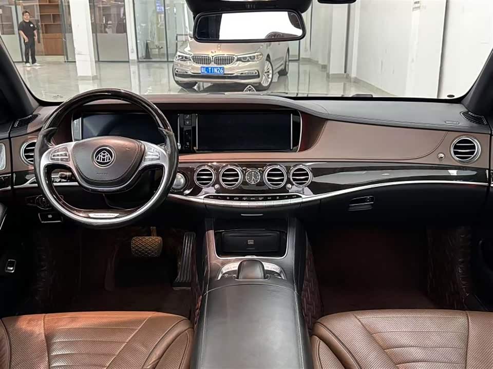 Mercedes-Benz S-class Mercedes-Benz S-class