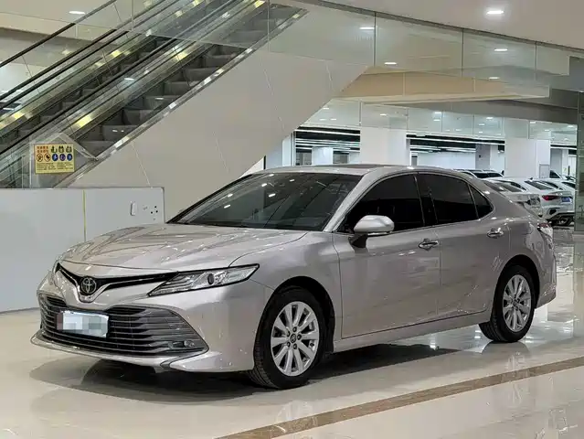 Toyota Camry 2020 — купить из Китая под заказ
