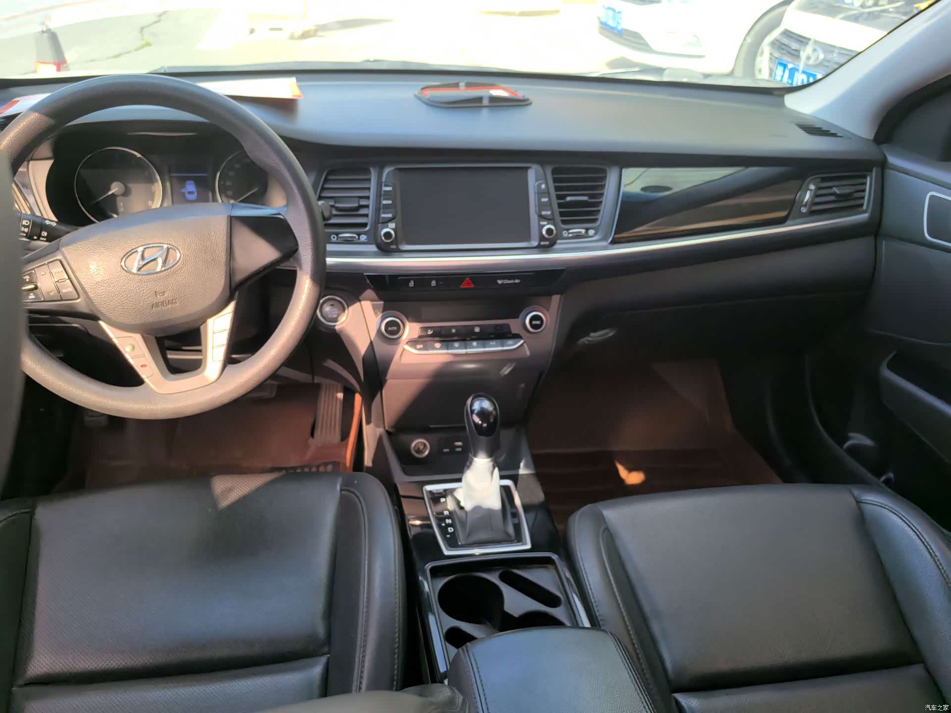 Hyundai GLS, 2017 8