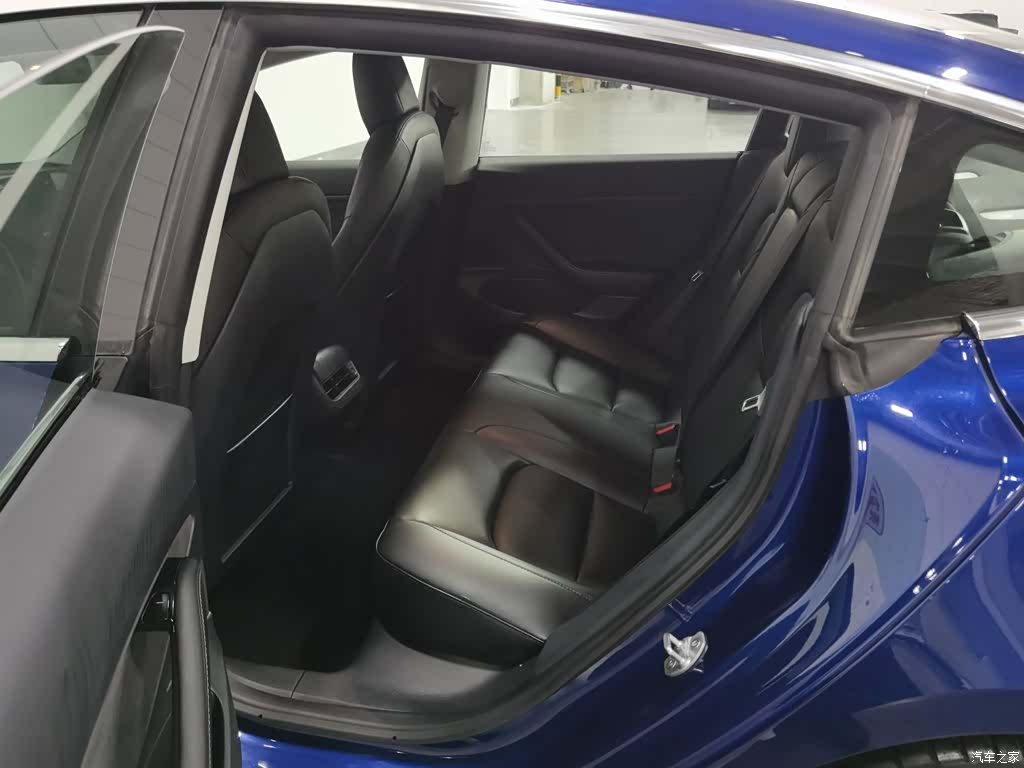 Tesla Model 3, 2020 15