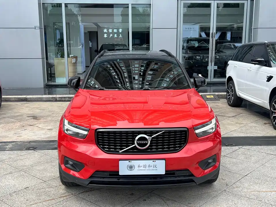 Volvo XC40