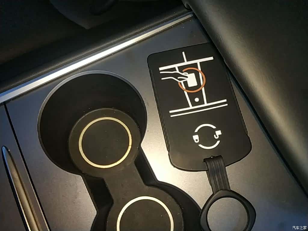 Tesla Model Y, 2024 9