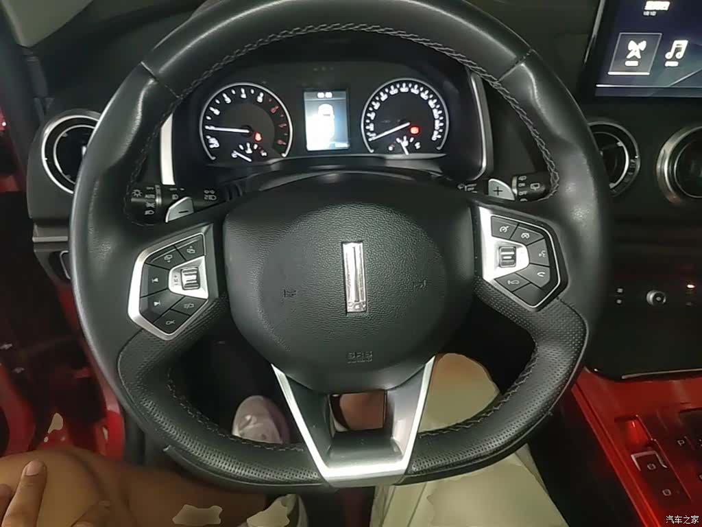 WEY VV5, 2018 11