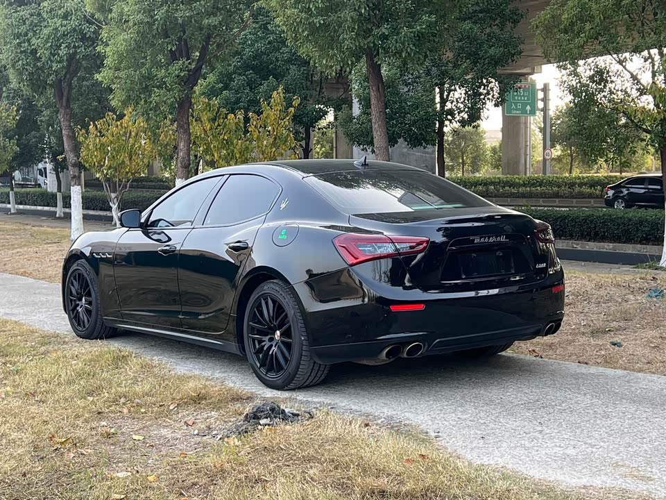 Maserati Ghibli