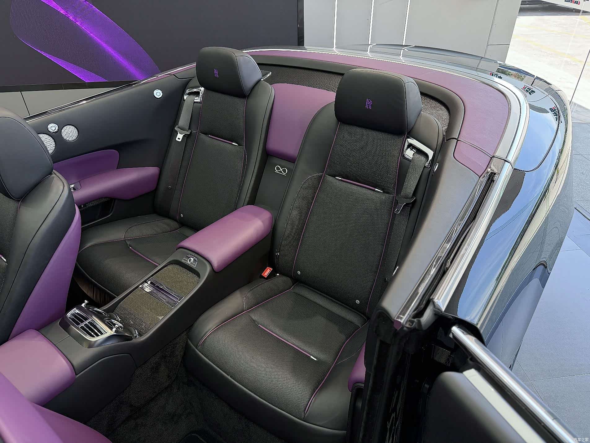 Rolls-Royce Black, 2019 6