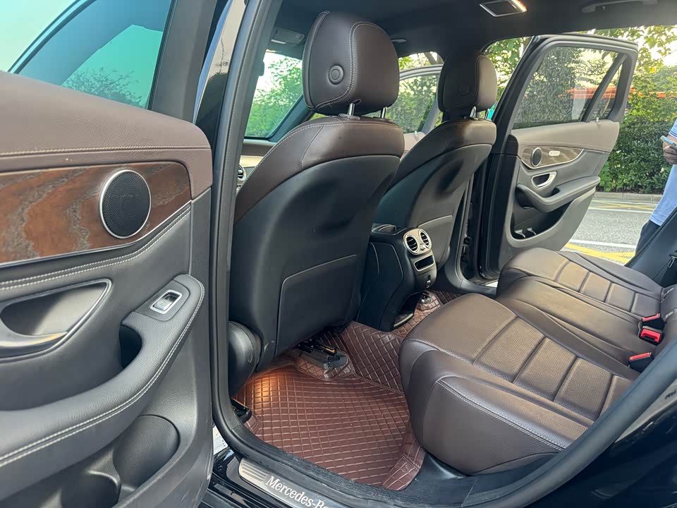 Mercedes-Benz GLC Mercedes-Benz GLC