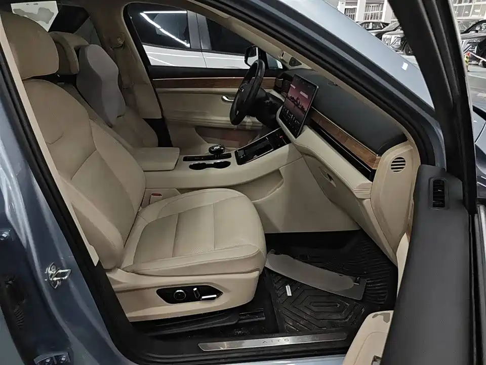 HarmonyOS Ask the world M5