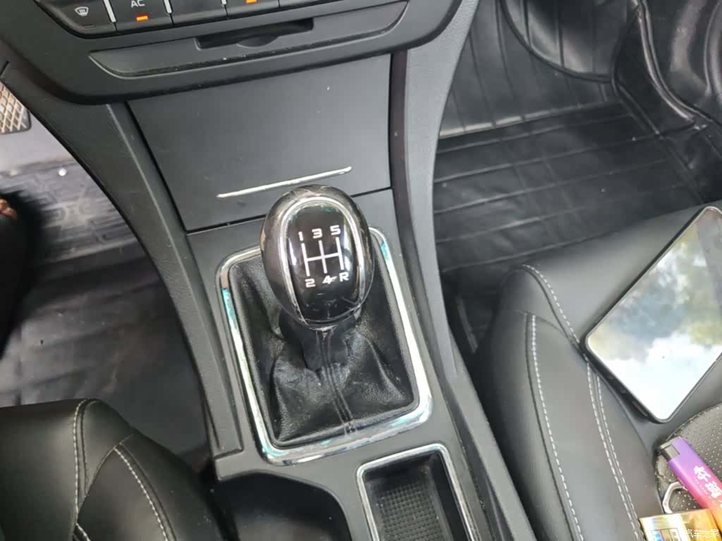 Geely Emgrand, 2017 21