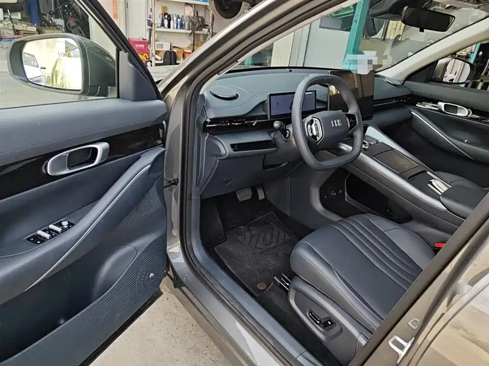 Geely Galaxy Galaxy E5