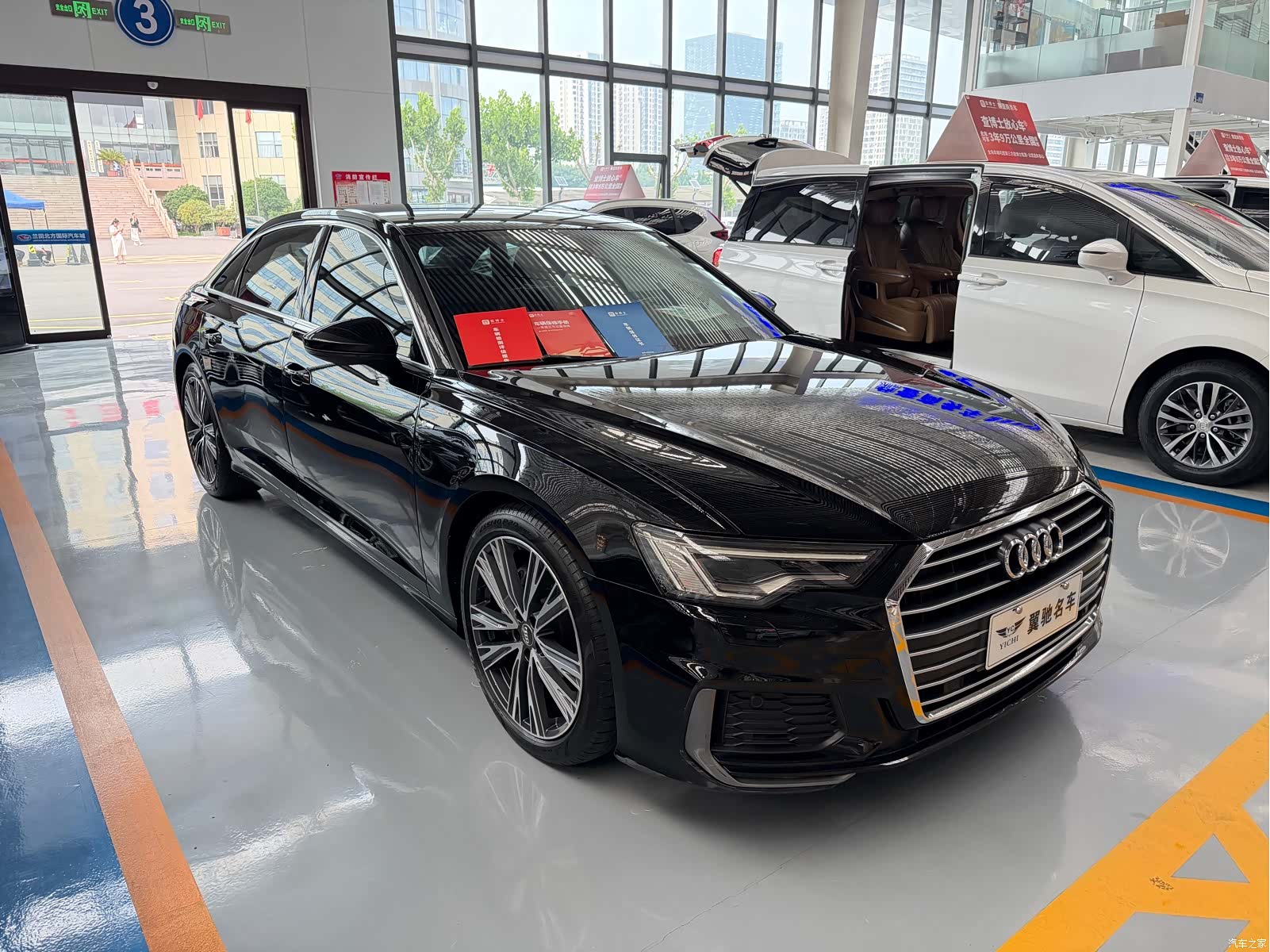 Audi A6L, 2021 3