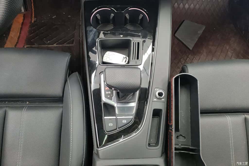Audi A4L, 2024 15