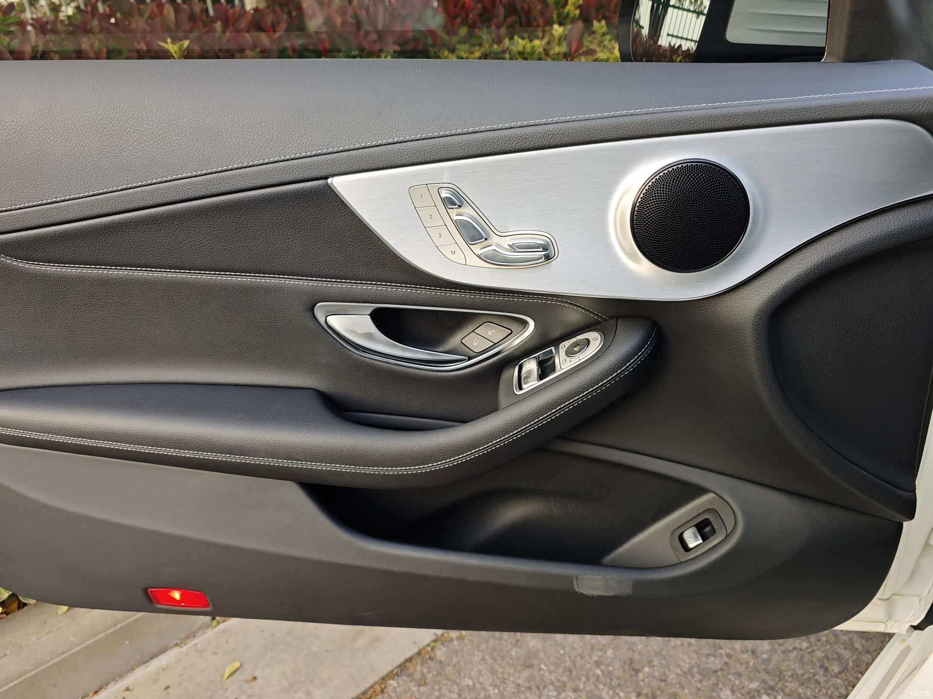 Mercedes-Benz C-Class, 2016 13