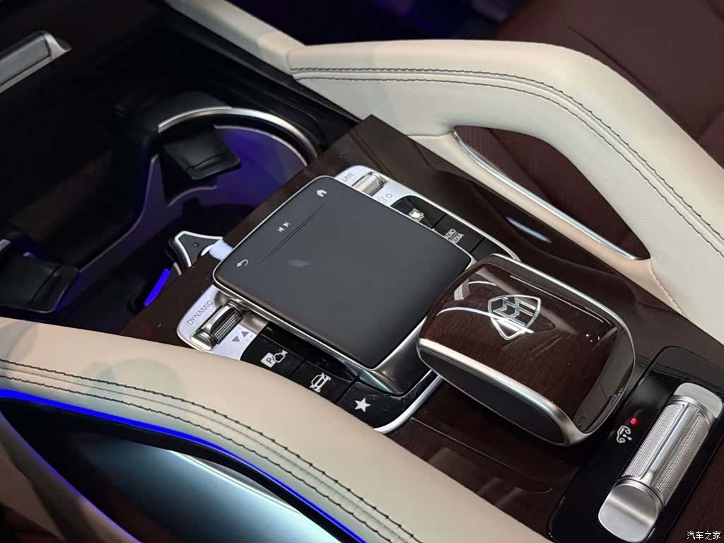 Maybach GLS, 2023 15