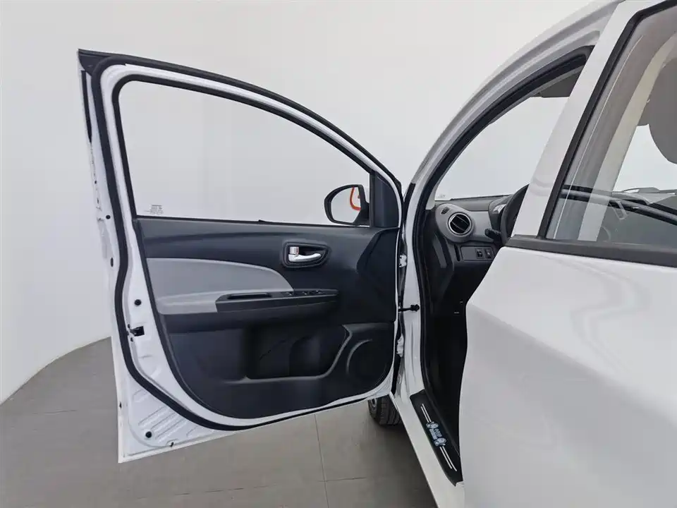 Changan Benben E-Star