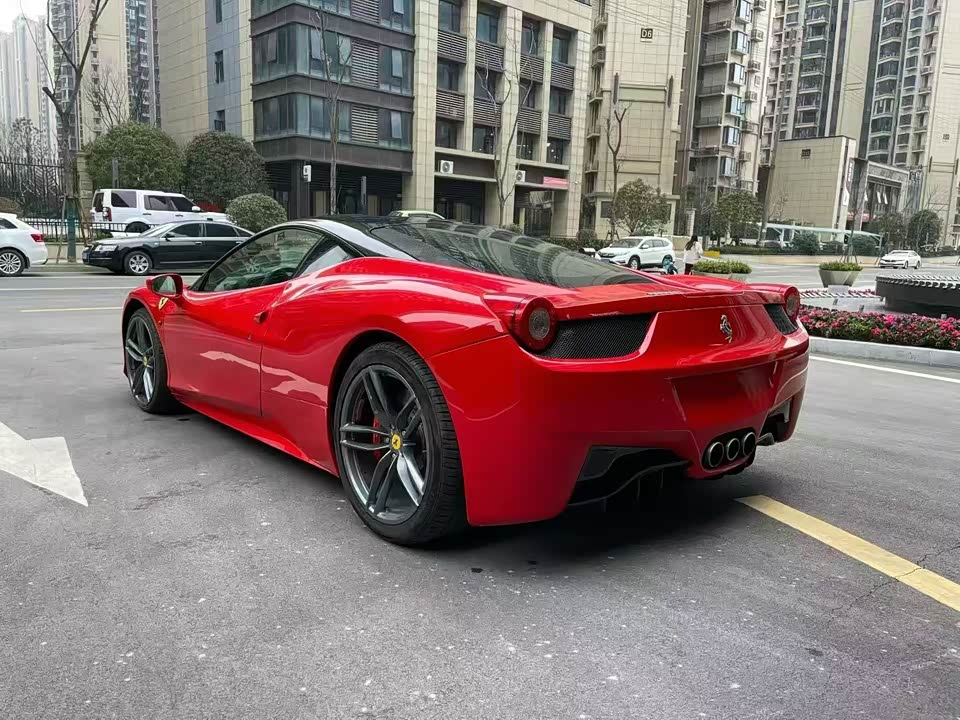 Ferrari 458