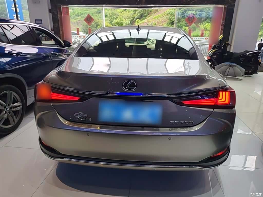Lexus ES, 2023 6