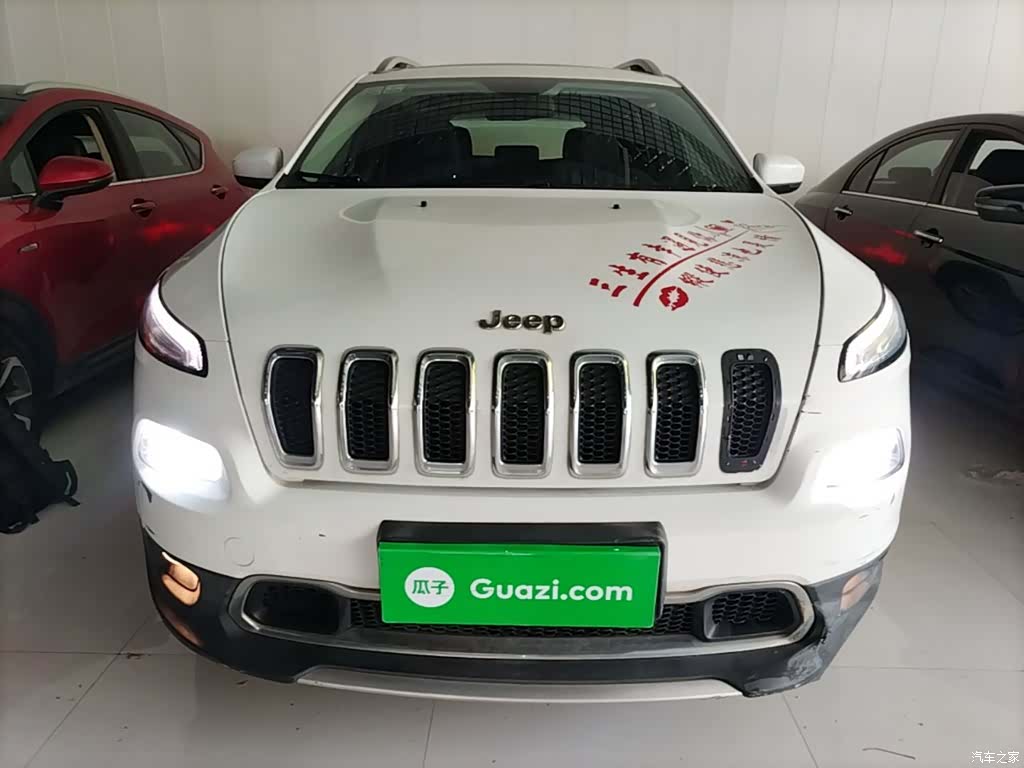 Jeep Cherokee, 2018 3