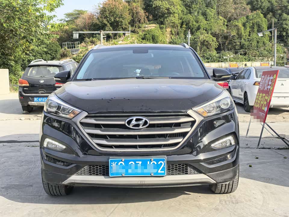 Hyundai Tucson