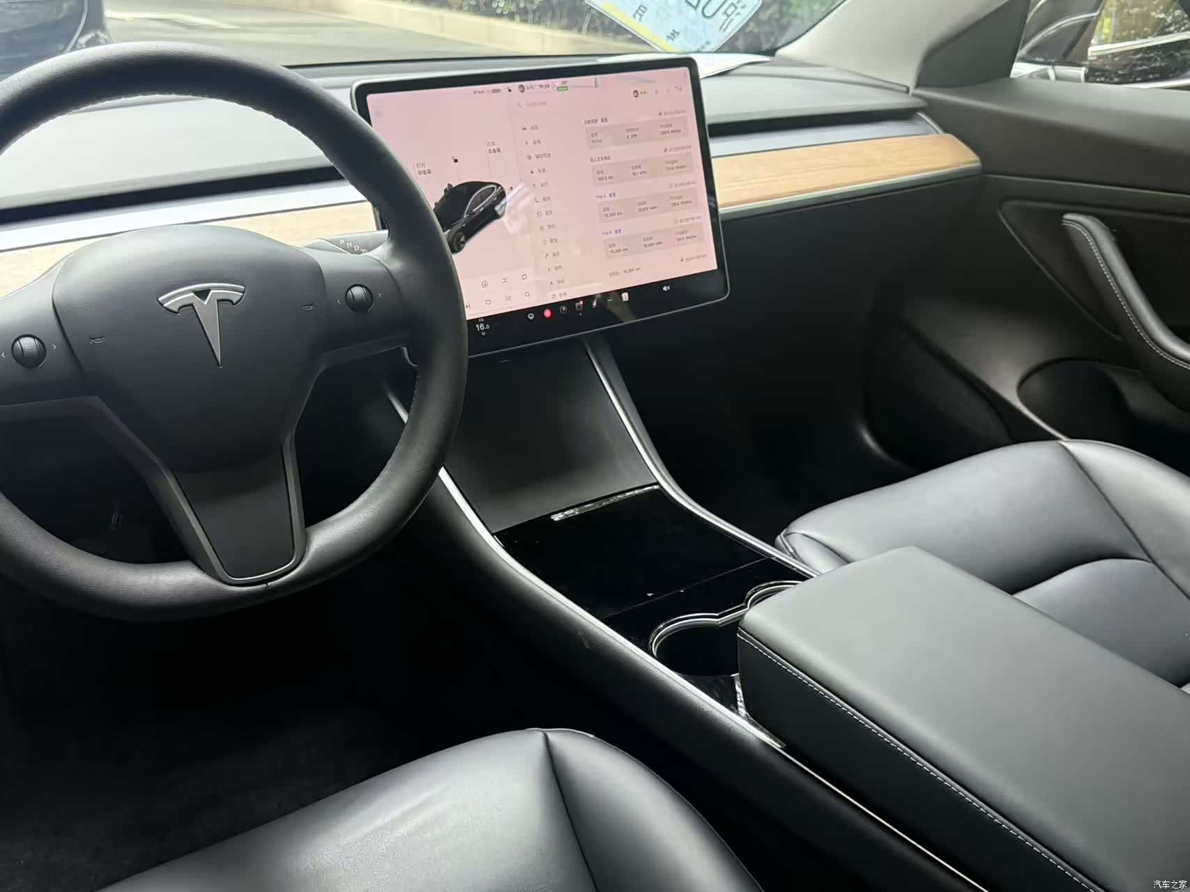 Tesla Model 3, 2020 9