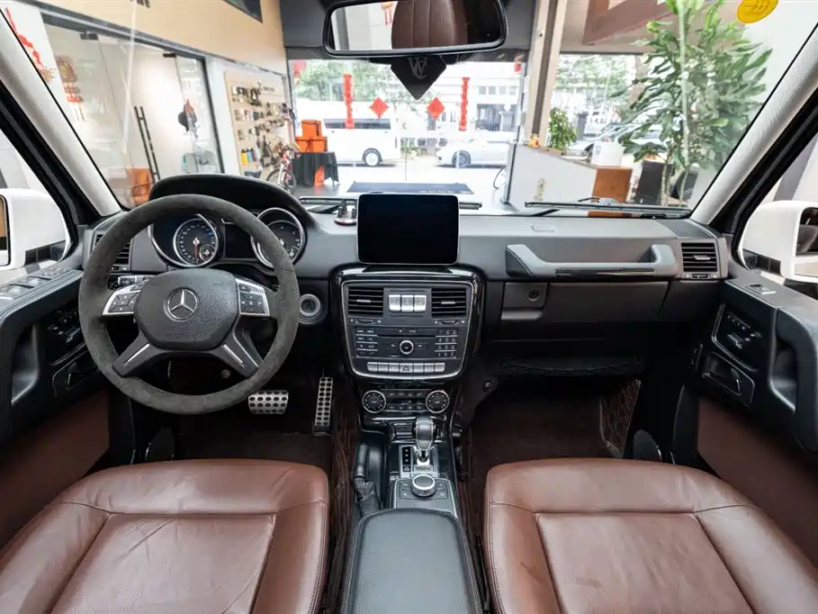 Mercedes-Benz G-class