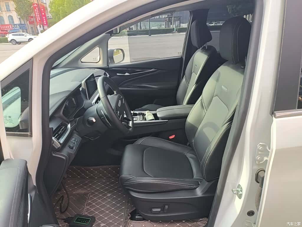 Maxus G50, 2023 15