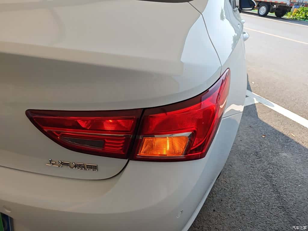 Buick Verano, 2017 8