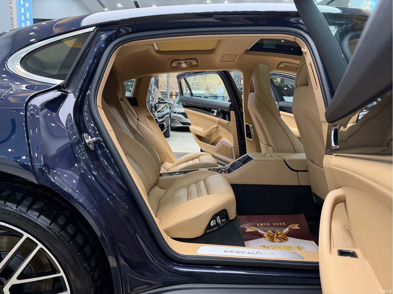 Porsche Panamera, 2018 10