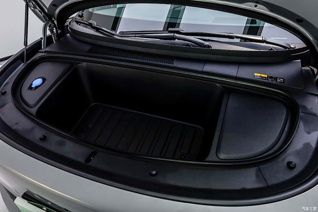 Li Auto i6, 2026 35