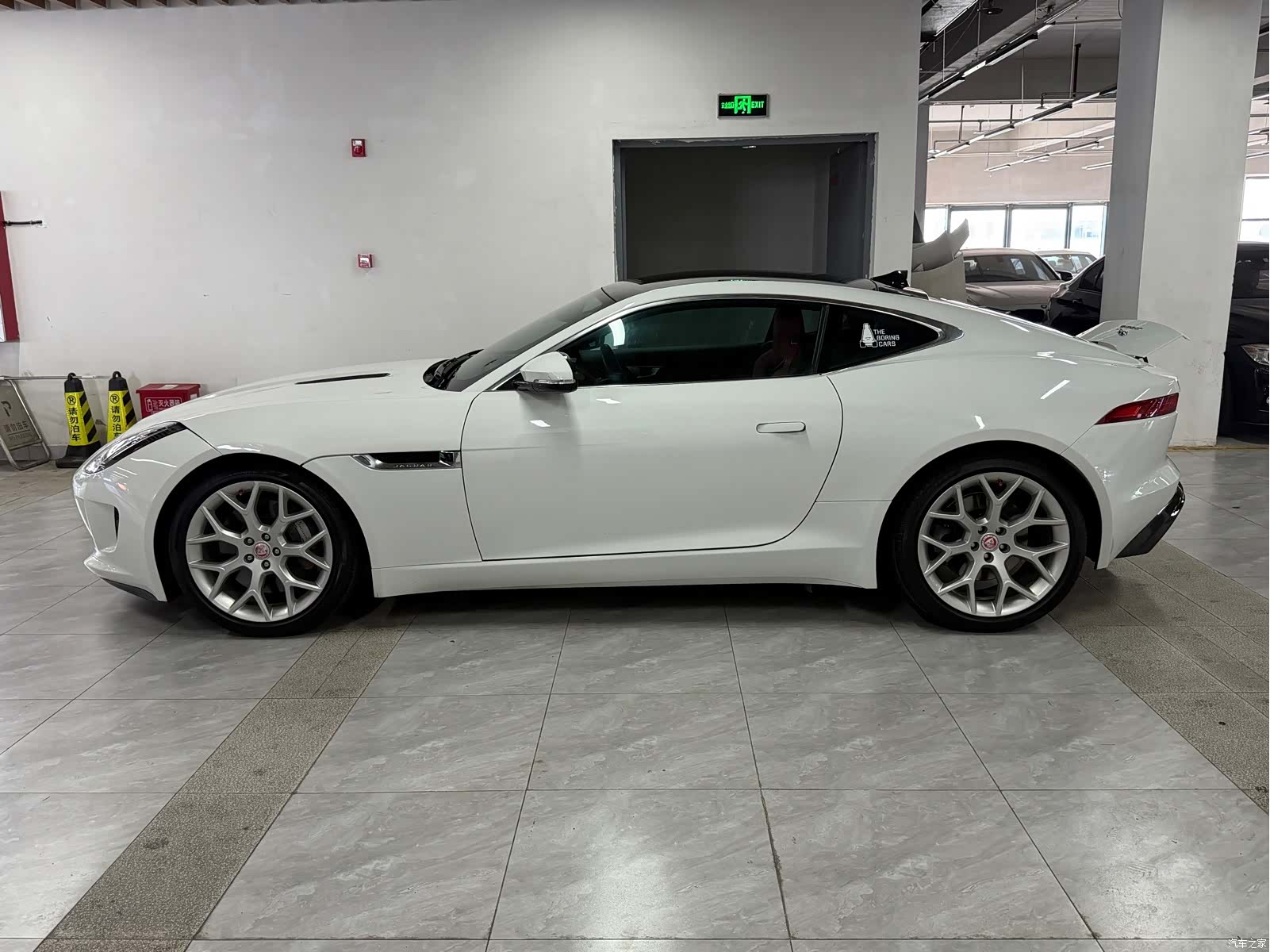 Jaguar F-TYPE, 2015 3
