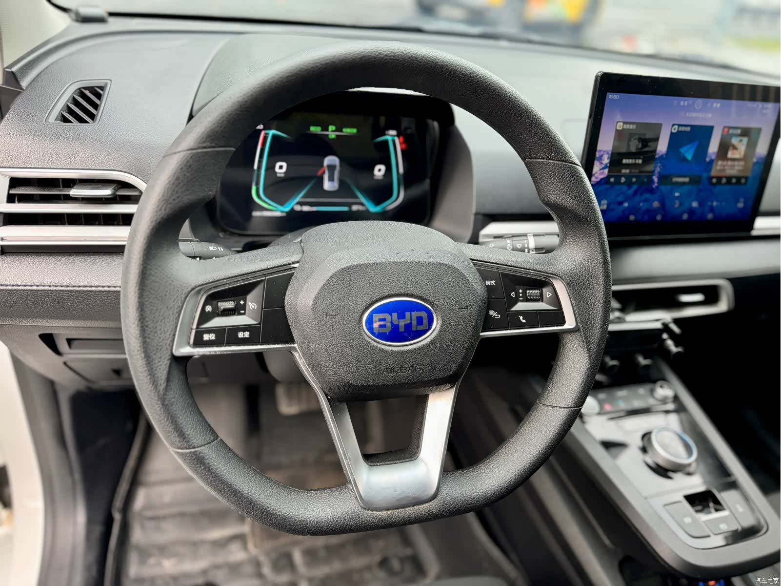 BYD E2, 2022 16