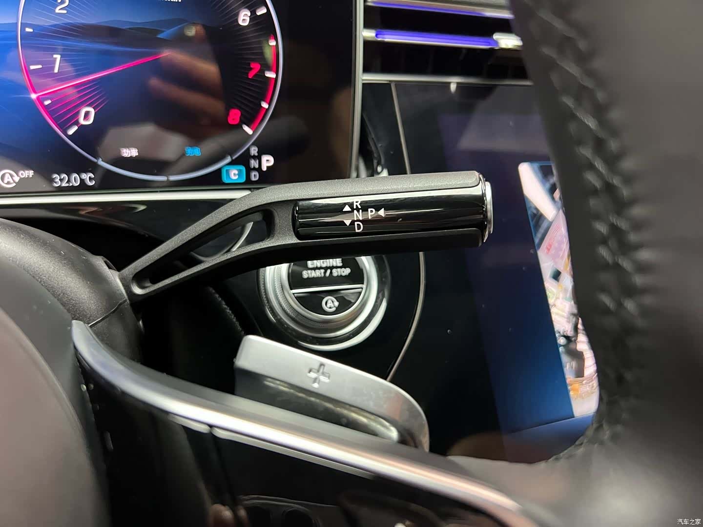 Mercedes-Benz E-Class, 2024 24