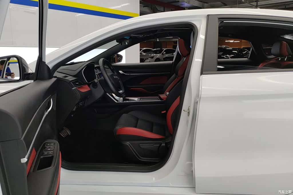 Geely Binray, 2022 9