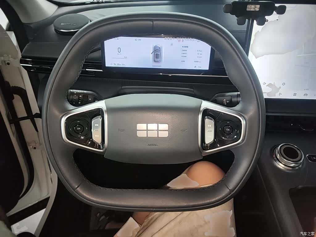Geely Galaxy E5, 2024 11