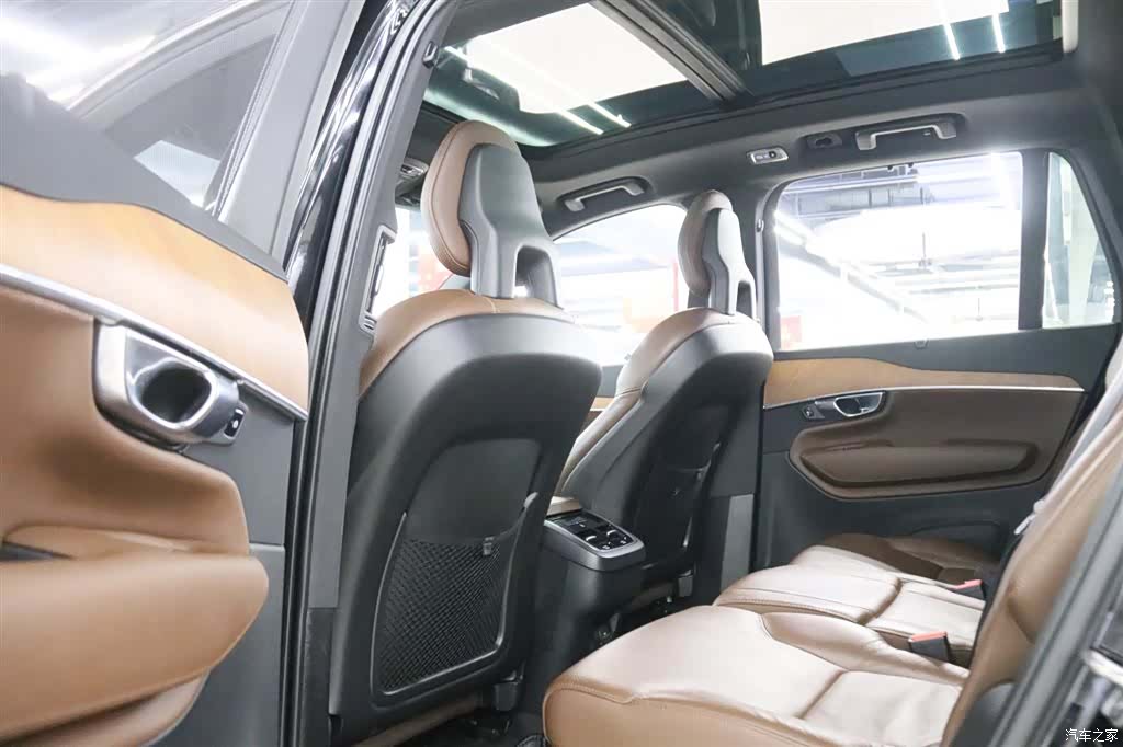 Volvo XC90, 2021 17