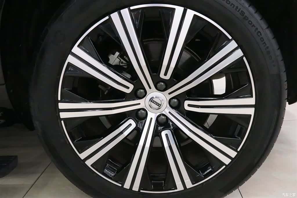 Volvo XC90, 2021 21