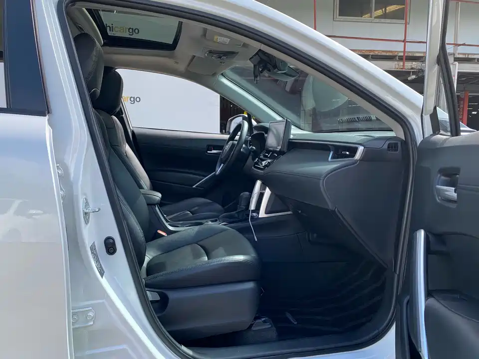 Toyota Corolla Sharp amplifier