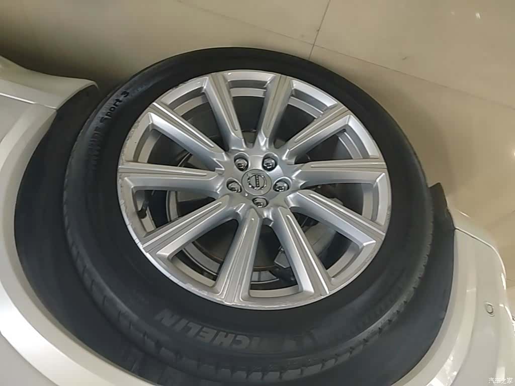 Volvo XC90, 2018 23
