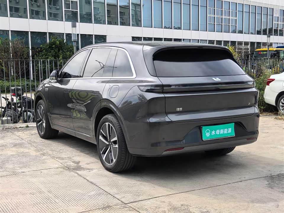 Li Auto Ideal L6