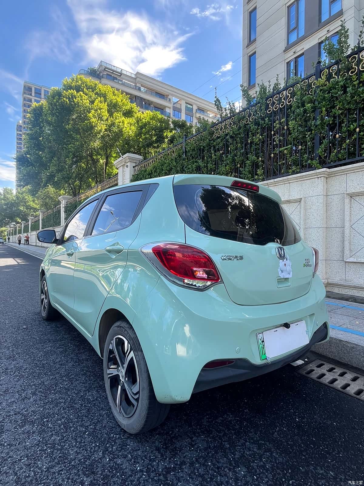 Changan E-Star, 2022 4