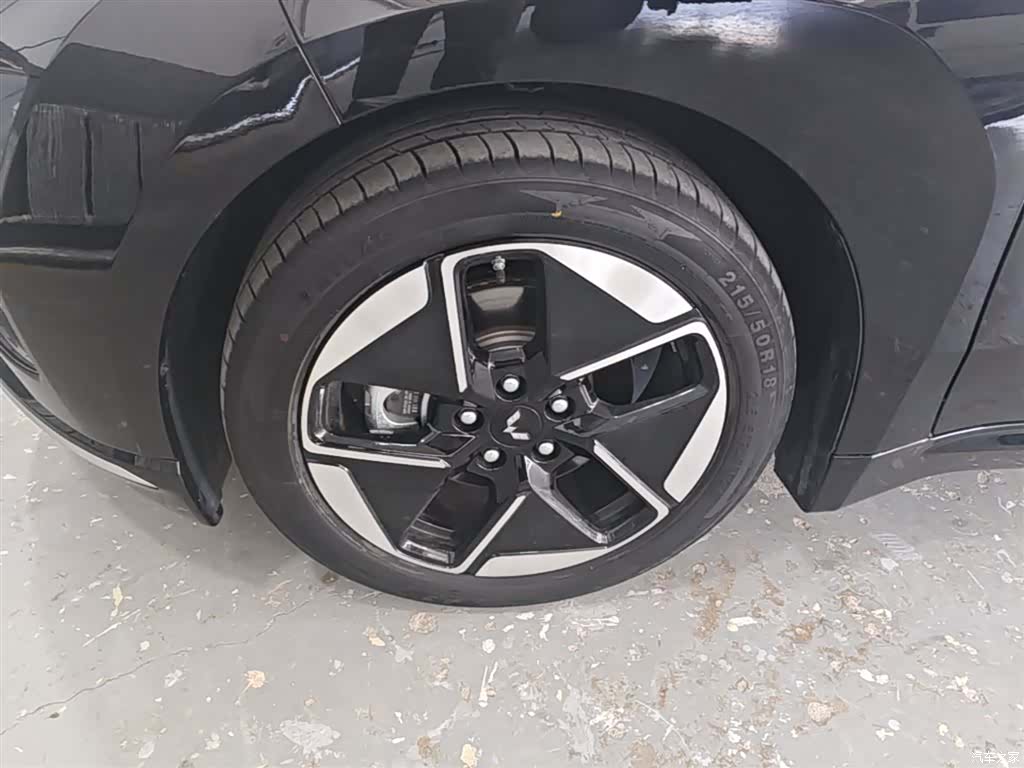 Wuling Starlight, 2025 23