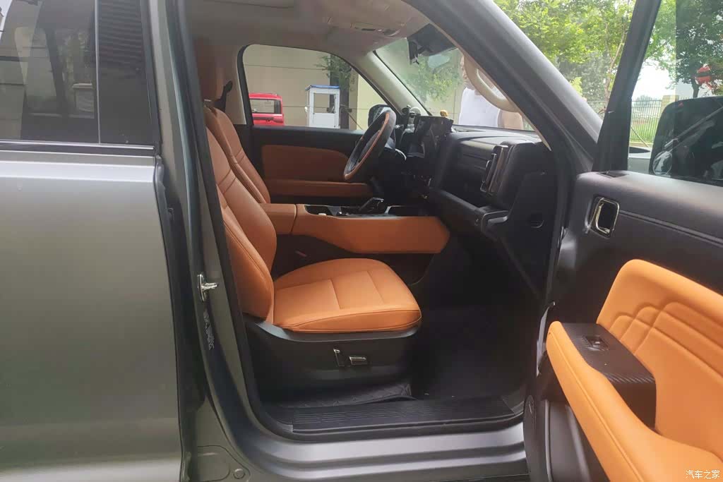 Haval Raptor, 2025 8
