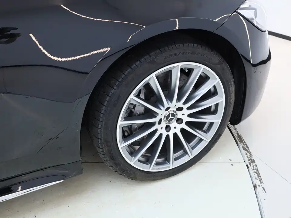 Mercedes-Benz S-class Mercedes-Benz S-class