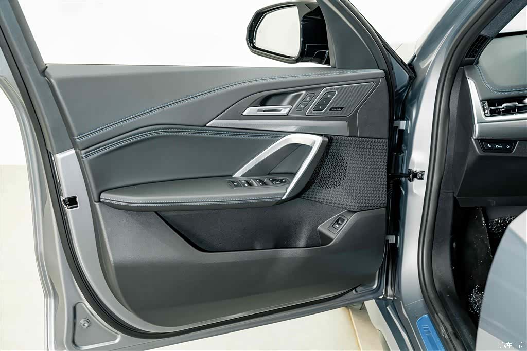 BMW X1, 2026 18